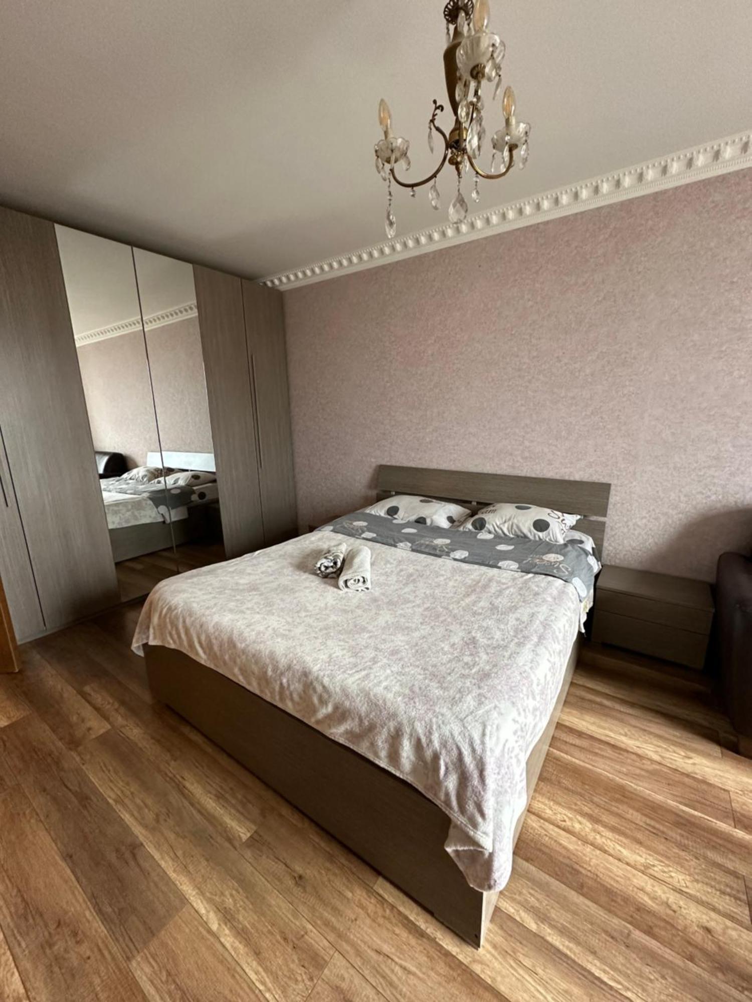 Апартаменти Біля Автовокзалу Ternopil Eksteriør billede